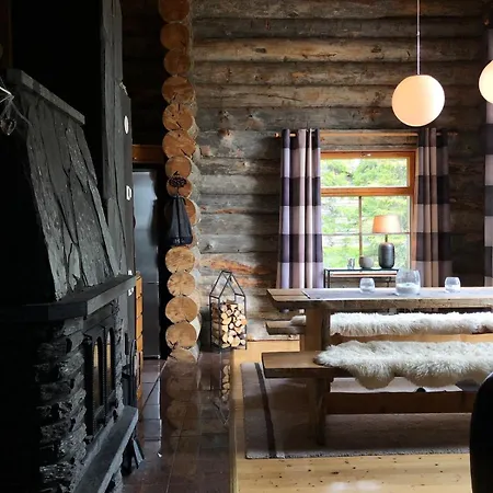 Rukan Talvikota Chalet Kuusamo